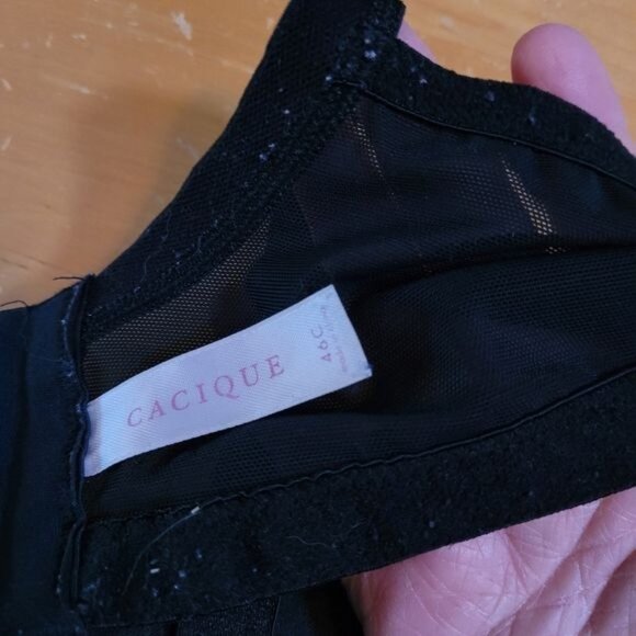 Cacique Lace Bra Solid Black Underwire 46C 46 C - Picture 7 of 7
